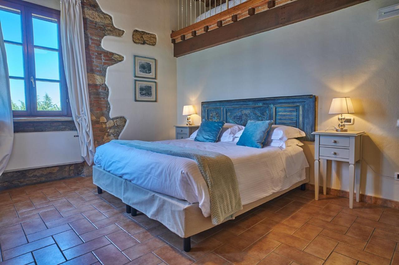 Podere Gli Olmi เชชินา ภายนอก รูปภาพ