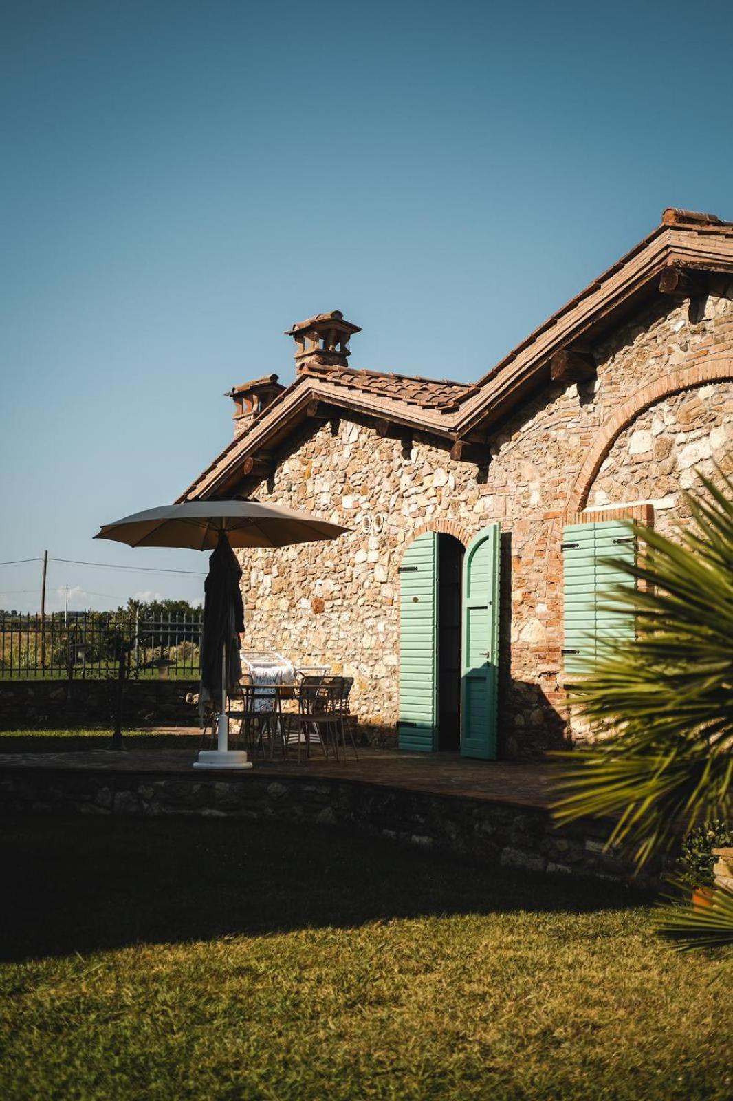 Podere Gli Olmi เชชินา ภายนอก รูปภาพ